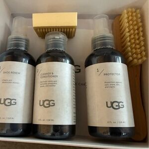 UGG Shoe Care Kit with Brush